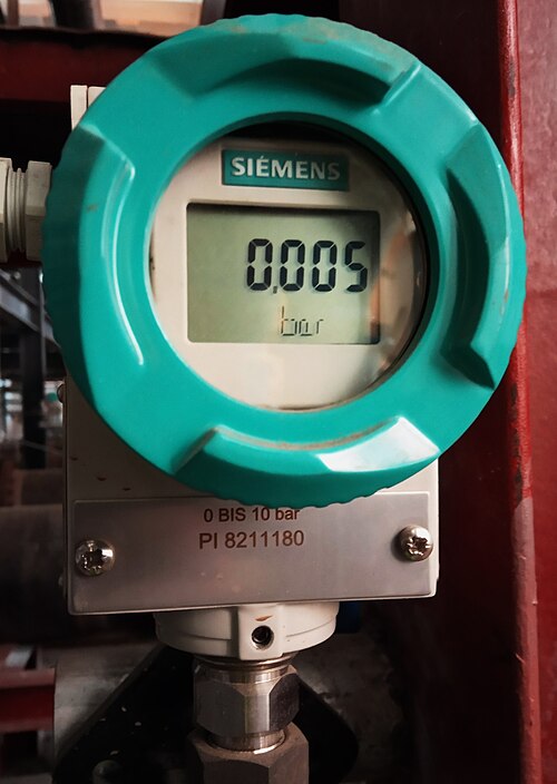 Industrial capacitive pressure transmitter (Siemens)